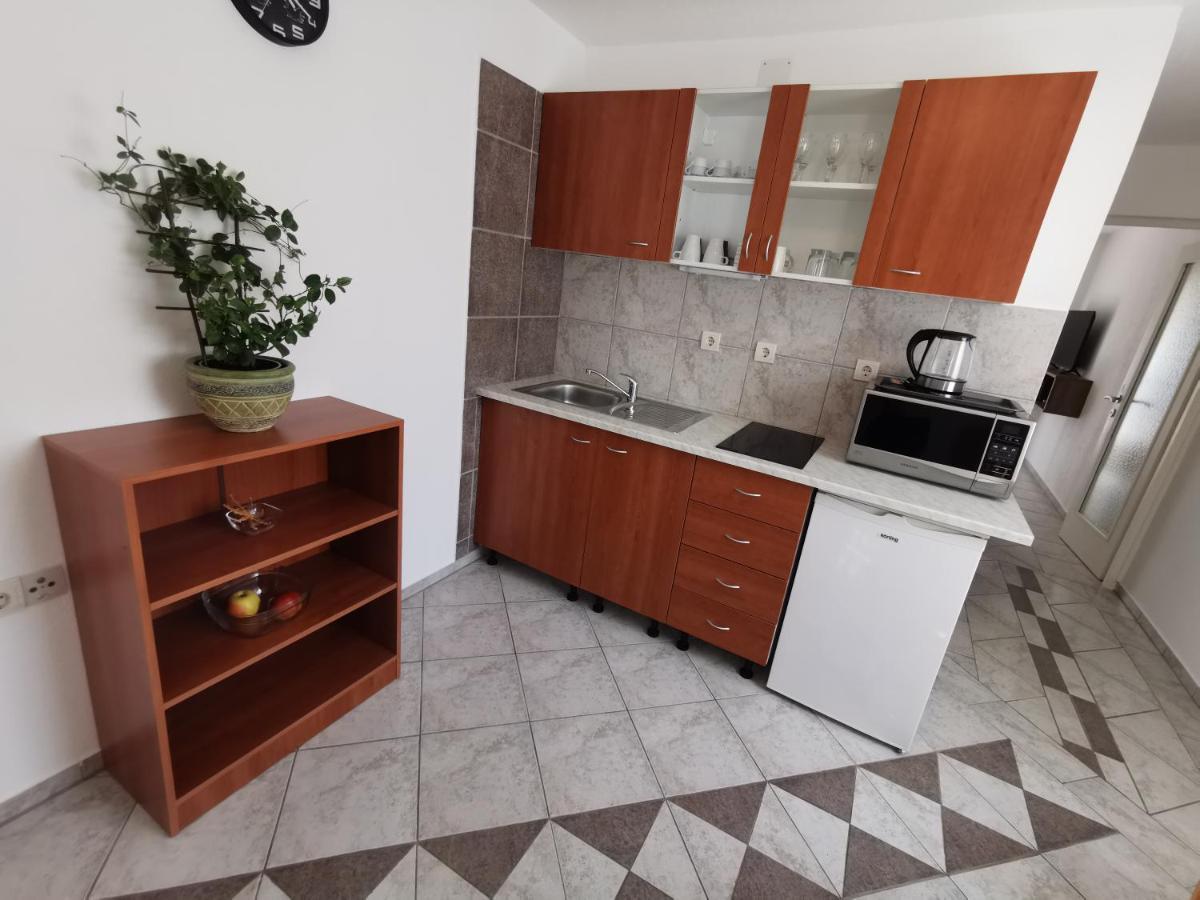 Apartments Villamare Grebaštica Buitenkant foto
