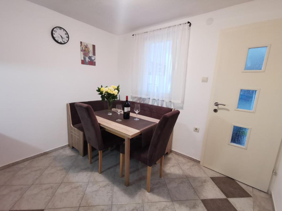 Apartments Villamare Grebaštica Buitenkant foto