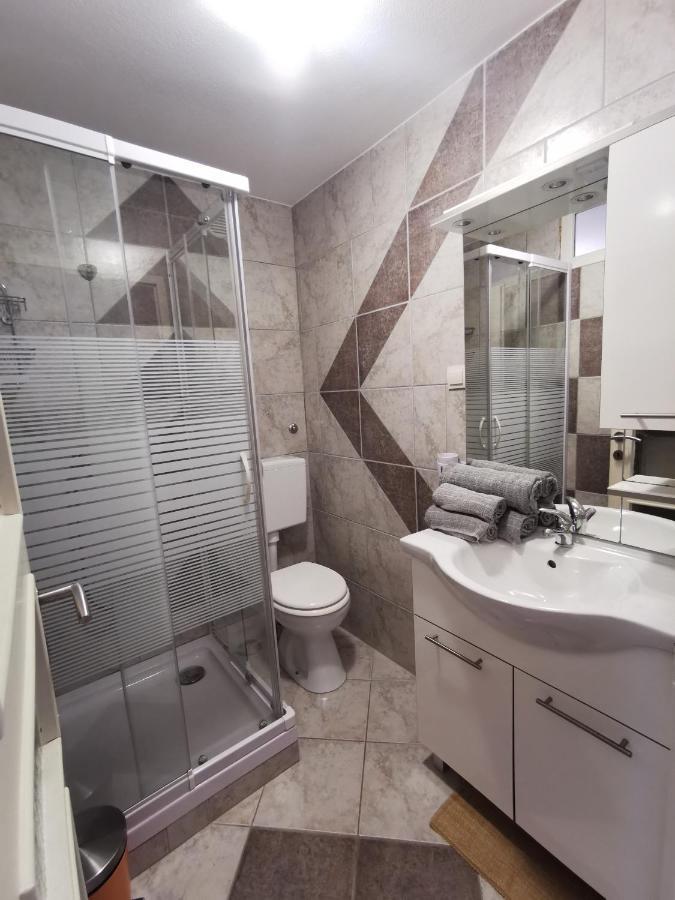 Apartments Villamare Grebaštica Buitenkant foto