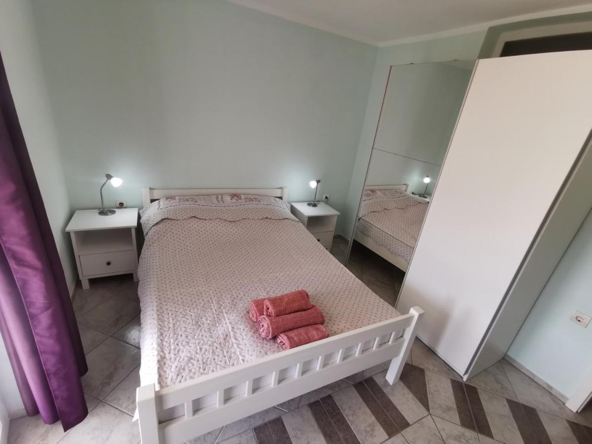 Apartments Villamare Grebaštica Buitenkant foto