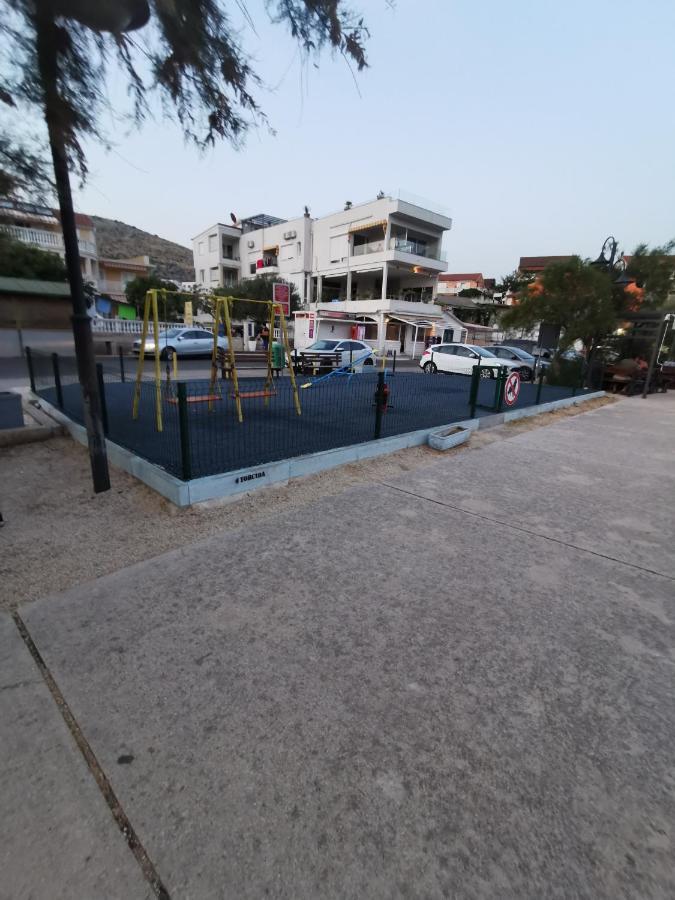 Apartments Villamare Grebaštica Buitenkant foto